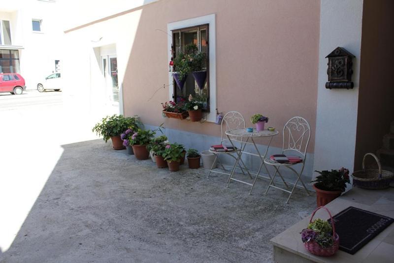 Sara Apartamento Podstrana Exterior foto